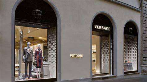 boutique versace firenze|Versace Florence Via Tornabuoni .